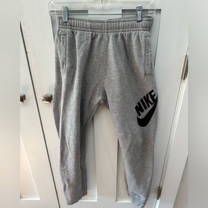 Nike boys joggers